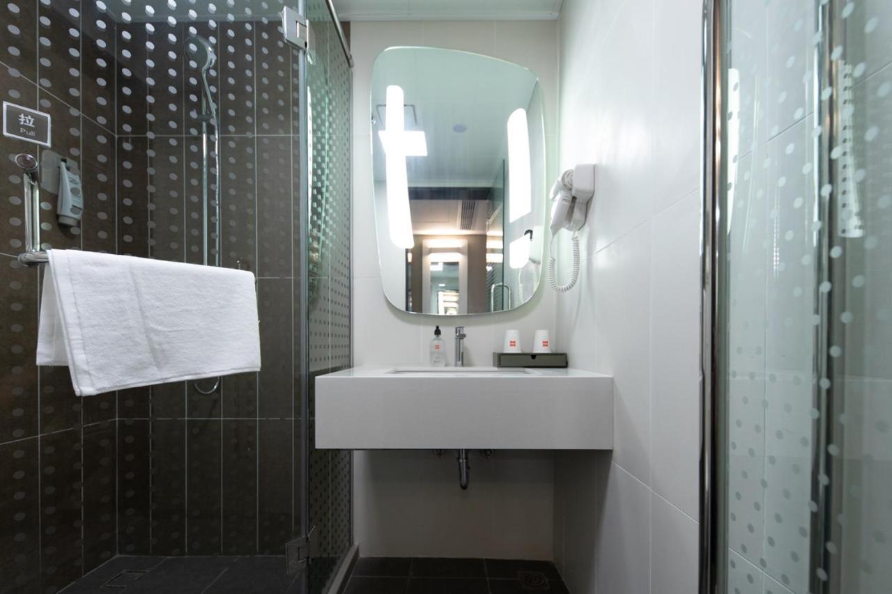 Ibis Suzhou Sanxiang Road Hotel Bagian luar foto